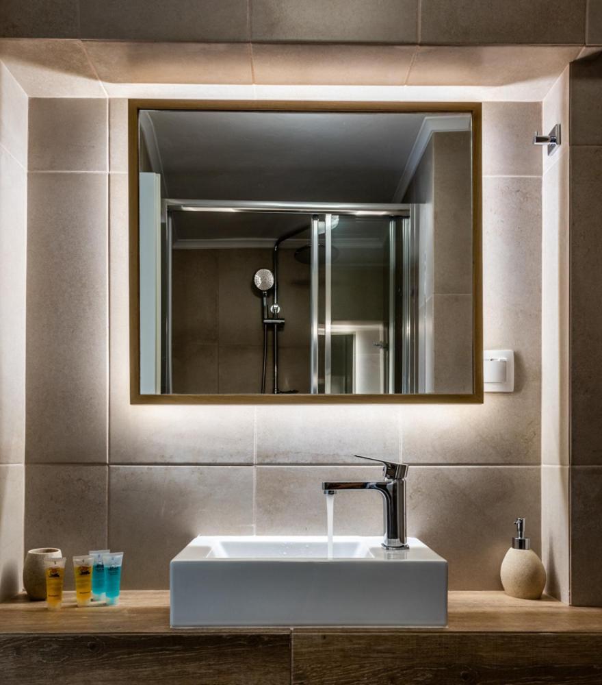 Anemi Suites Adámasz Szoba fotó